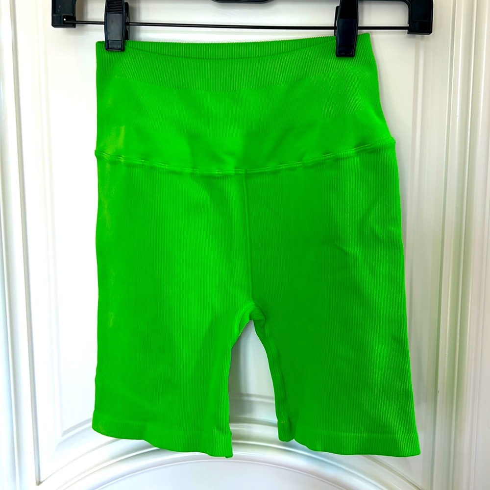 NUX limited edition seamless biker shorts size S